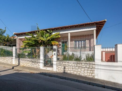 منزل ﻓﻲ Seixal, Distrito de Setúbal