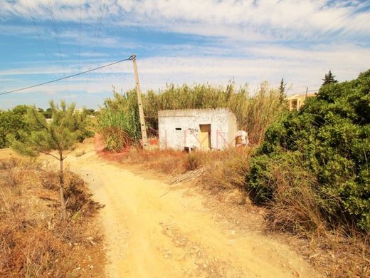 Land in Loulé, Distrito de Faro
