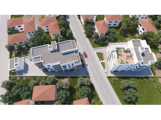 Residential complexes in Káto Polemídia, Limassol District