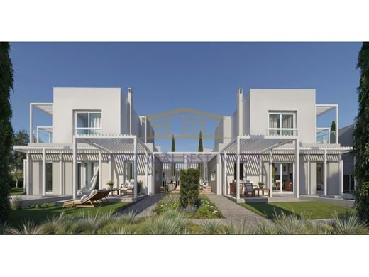 Villa multifamiliale à Silves, Distrito de Faro