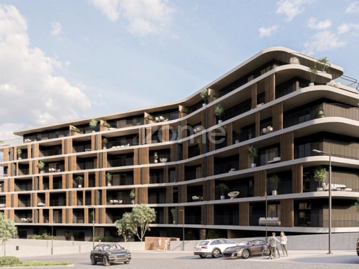 Apartment / Etagenwohnung in Vila Nova de Gaia, Distrito do Porto