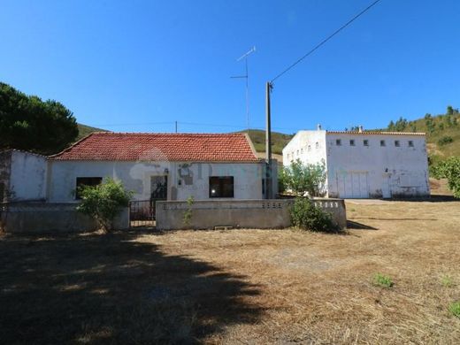 Rural or Farmhouse in Monchique, Distrito de Faro