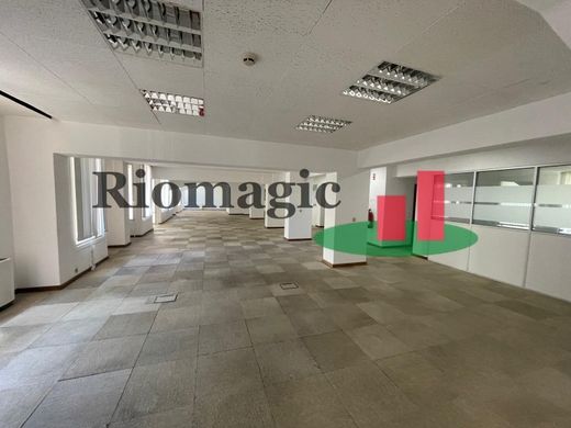 Γραφείο σε Avenidas Novas, Lisbon