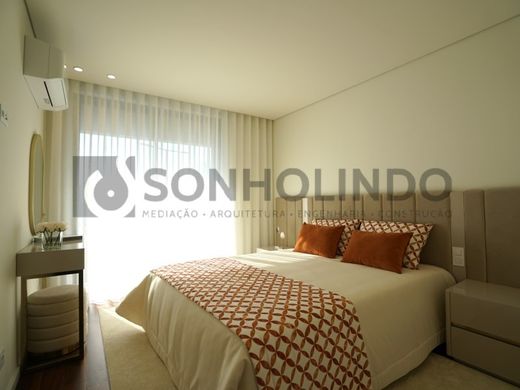 Apartment / Etagenwohnung in Maia, Distrito do Porto