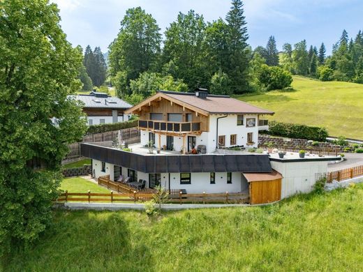 Penthouse Going, Politischer Bezirk Kitzbühel