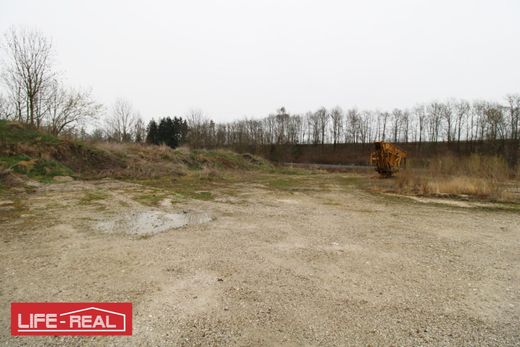 Land in Pettenbach, Politischer Bezirk Kirchdorf an der Krems