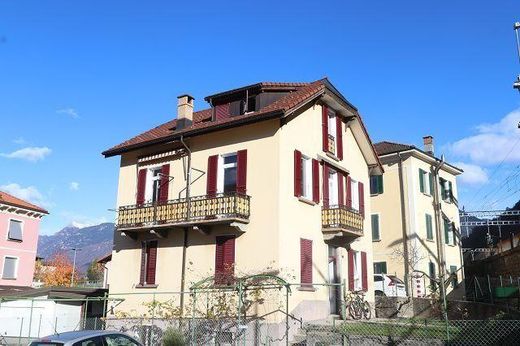 Casa de lujo en Bellinzona, Bellinzona District