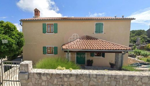 Luxe woning in Raša, Istria