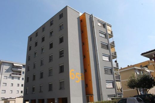 Apartment in Solduno, Locarno District