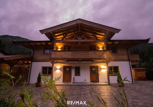 Luxus-Haus in Schwendt, Politischer Bezirk Kitzbühel