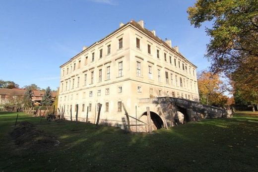 Schloss / Burg in Krems an der Donau, Niederösterreich