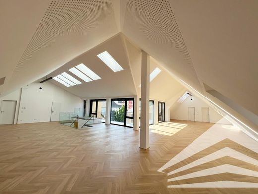 Office in Linz, Linz Stadt
