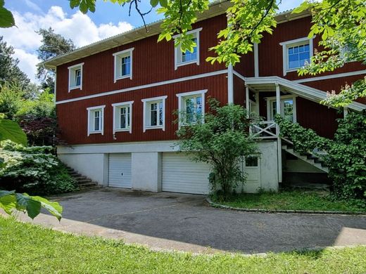 Luxury home in Wolfsgraben, Politischer Bezirk Sankt Pölten