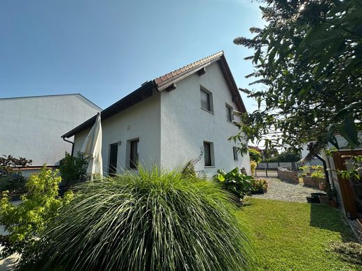 Luxe woning in Bruckneudorf, Politischer Bezirk Neusiedl am See