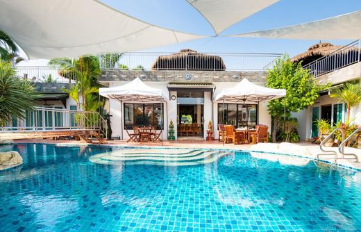 Casa de lujo en Chon Buri, Changwat Chon Buri