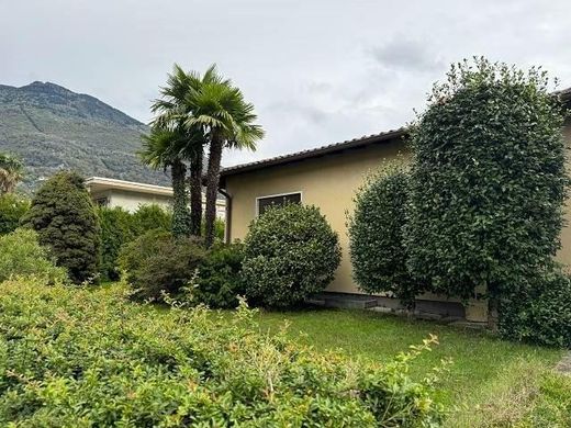 Luxus-Haus in Sementina, Bellinzona