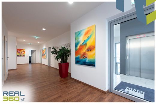 ‏משרד ב  Pasching, Politischer Bezirk Linz-Land