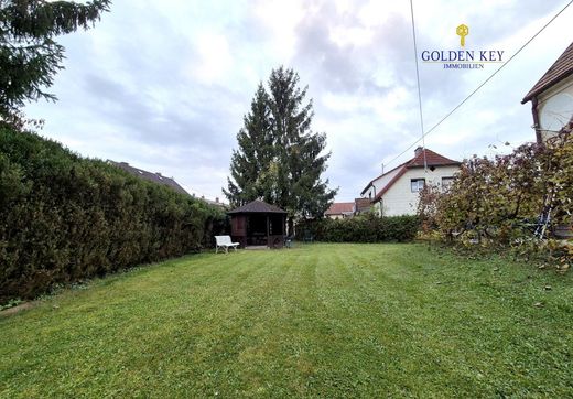 Terrain à Pasching, Politischer Bezirk Linz-Land