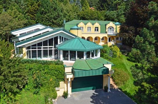 Villa Eichgraben, Politischer Bezirk Sankt Pölten