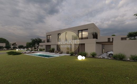 Casa di lusso a Kaštelir, Kaštelir-Labinci