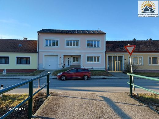 Luxus-Haus zu verkaufen in Wolfpassing an der Hochleithen