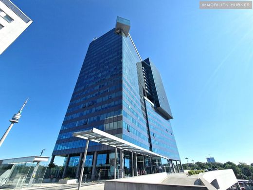 مكتب ﻓﻲ فيينا, Wien Stadt