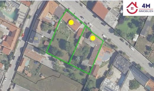 Terreno - Schwechat, Politischer Bezirk Bruck an der Leitha