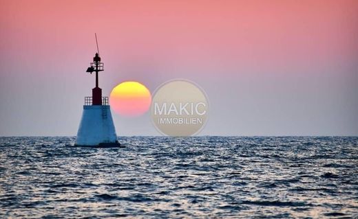 Luxury home in Novigrad, Novigrad-Cittanova