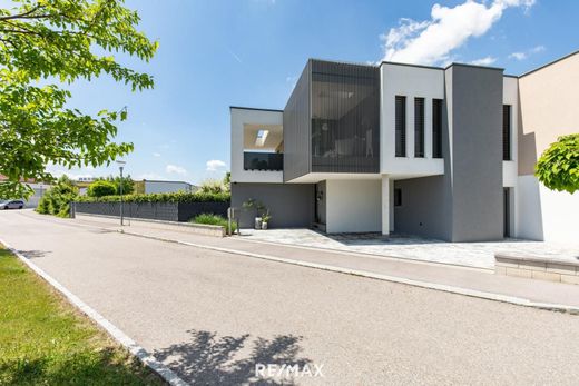 Πολυτελή κατοικία σε Bruck an der Leitha, Politischer Bezirk Bruck an der Leitha