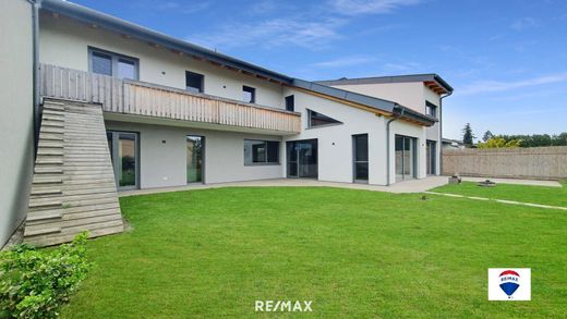 Luxury home in Apetlon, Politischer Bezirk Neusiedl am See