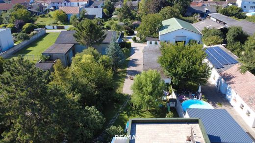 Lüks ev Prellenkirchen, Politischer Bezirk Bruck an der Leitha