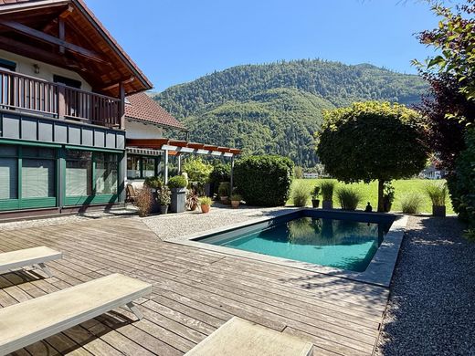 Ebensee, Politischer Bezirk Gmundenの高級住宅