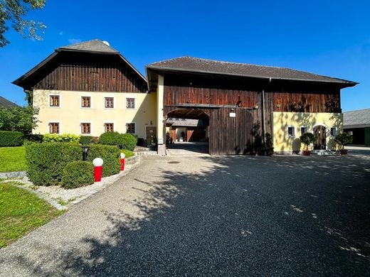 Casa di lusso a Schwanenstadt, Politischer Bezirk Vöcklabruck