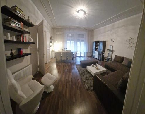 Apartment / Etagenwohnung in Budapest
