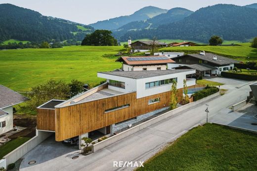 Söll, Politischer Bezirk Kufsteinの高級住宅