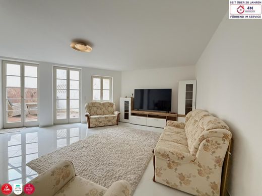 Apartment / Etagenwohnung in Laxenburg, Politischer Bezirk Mödling