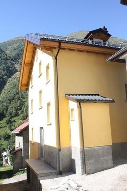 Luxe woning in Airolo, Leventina District