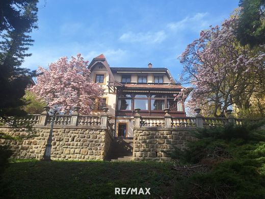 Villa for sale in Tullnerbach-Lawies