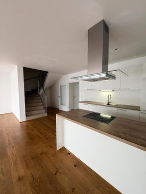 Piso / Apartamento en Ansfelden, Politischer Bezirk Linz-Land
