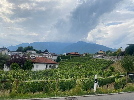 Land in Giubiasco, Bellinzona District