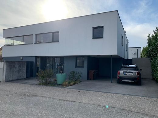 Casa de luxo - Bisamberg, Politischer Bezirk Korneuburg