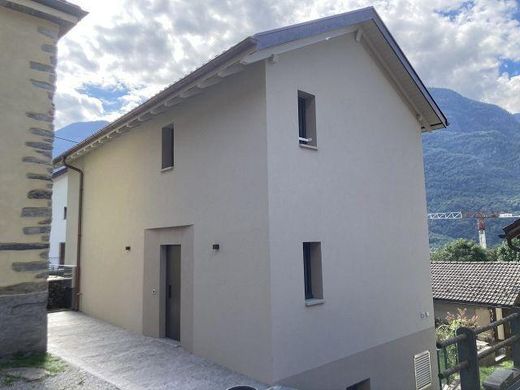 Casa de lujo en Claro, Bellinzona District