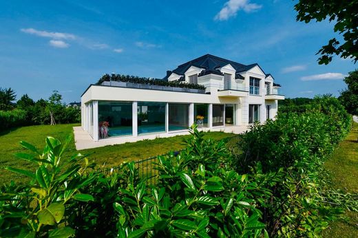 Luxury home in Oberwaltersdorf, Politischer Bezirk Baden