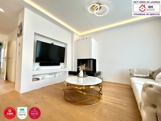 Luxury home in Pottendorf, Politischer Bezirk Baden