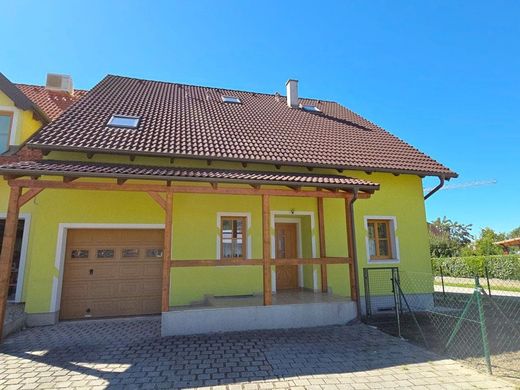 Πολυτελή κατοικία σε Kirchberg am Wagram, Politischer Bezirk Tulln