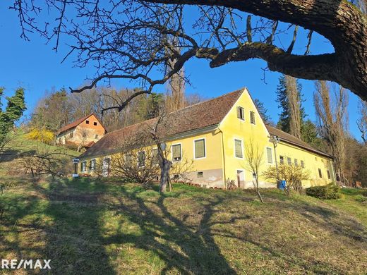 Ferme à Fürstenfeld, Politischer Bezirk Hartberg-Fürstenfeld