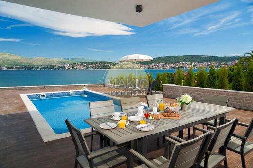 Villa en Trogir, Grad Trogir