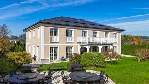 Villa a Strasswalchen, Politischer Bezirk Salzburg-Umgebung
