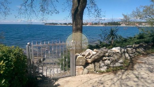 Casa di lusso a Lovrečica, Grad Umag