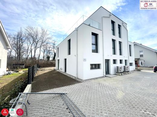 Maison de luxe à Neuaigen, Politischer Bezirk Tulln